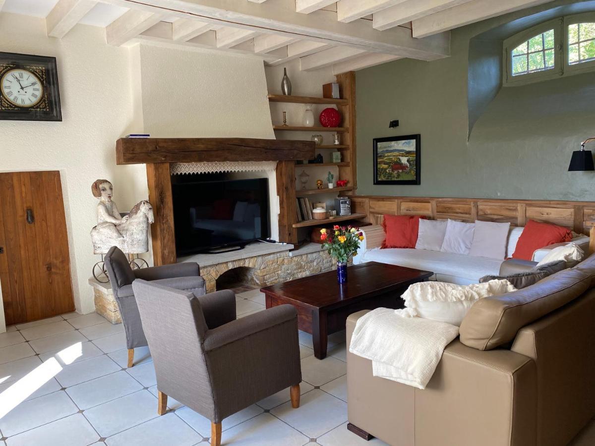 Le Clos St Georges Entraygues-sur-Truyère Exterior foto
