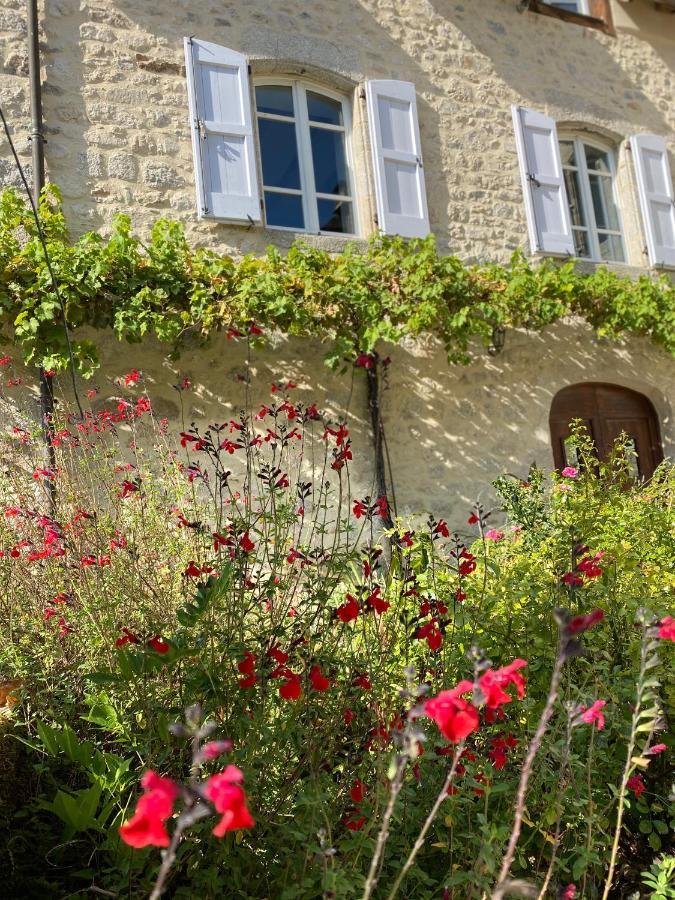 Le Clos St Georges Entraygues-sur-Truyère Exterior foto